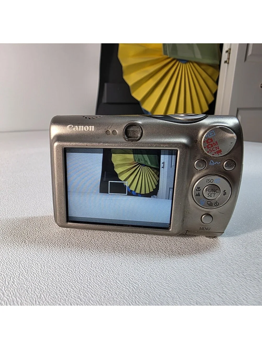 Canon PowerShot ELPH SD900 10.0MP Titanium Digital Camera Gray Tested Working